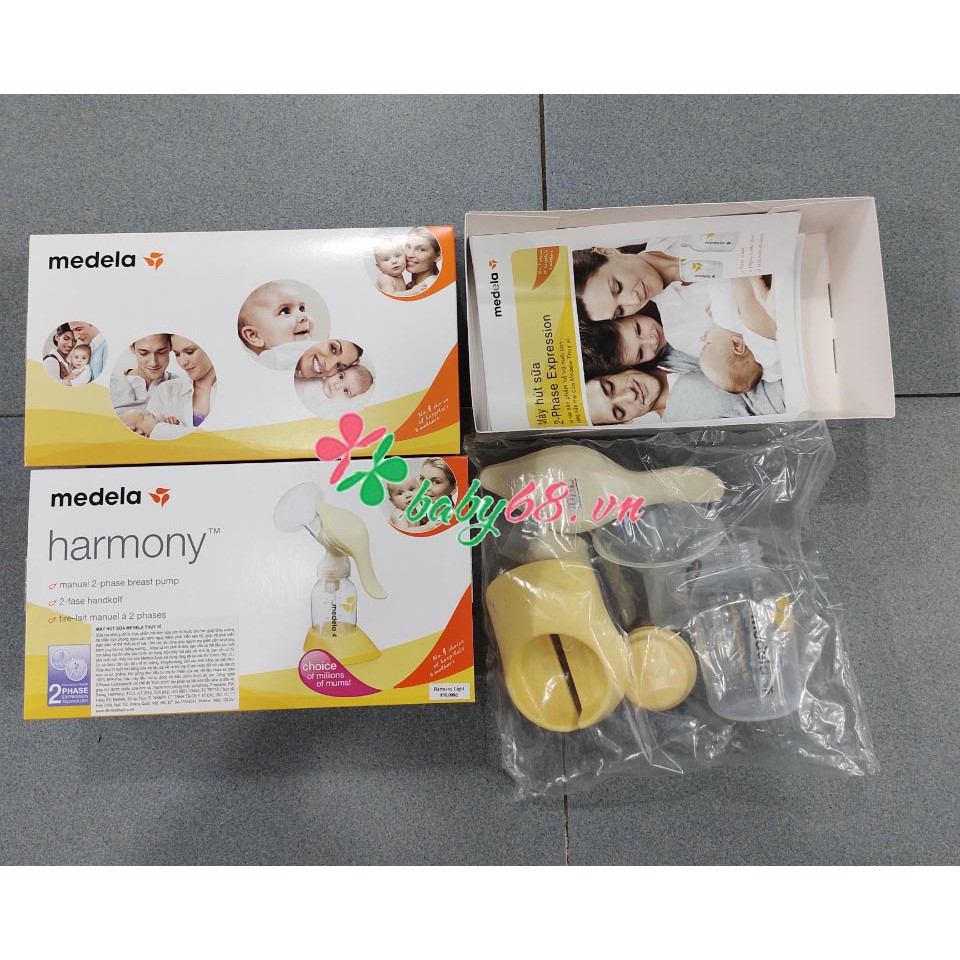 Máy hút sữa bằng tay Medela Harmony light