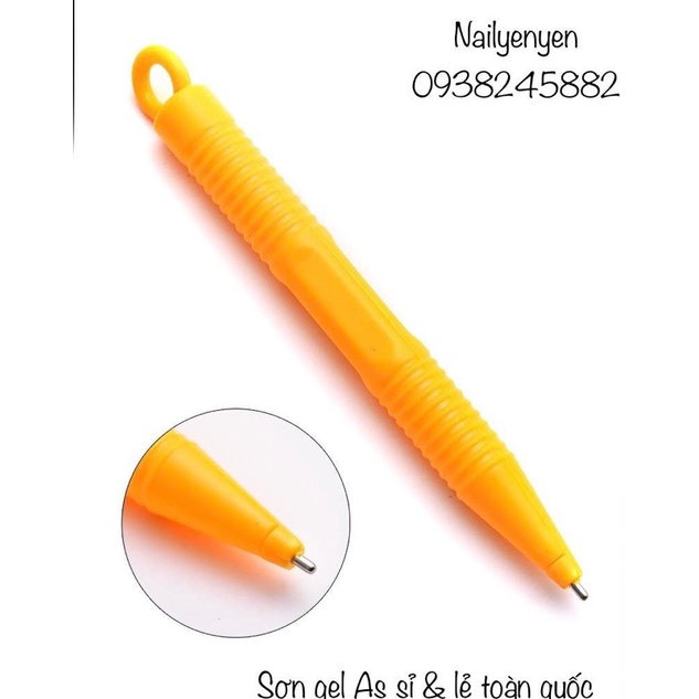 Nam châm hơ mắt mèo