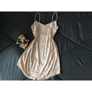 Đầm 2 dây nhung f21