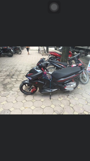 Bảo vệ heo dầu trước xe air blade