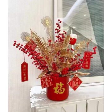 Cành lá vàng kim/Cành Đào Đông trang trí Tết, chùm trái đỏ nhân tạo cắm lọ bình may mắn.