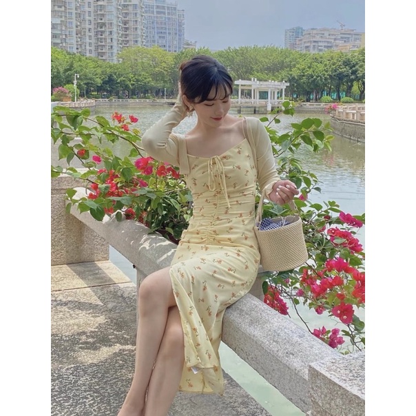 Set Áo Cadigan Mỏng + Váy 2 Dây Summer Trend Họa Tiết Hoa Nhí Kiểu Pháp Retro Cho Nữ