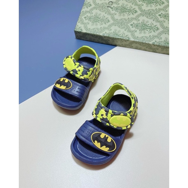 Xăng đan xốp cho bé về hàng