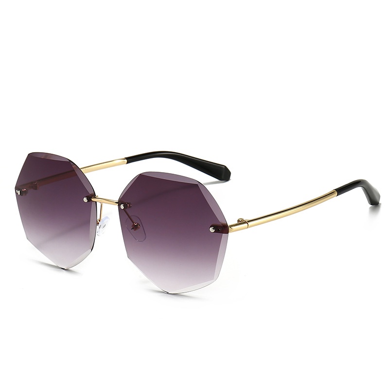 Mắt kính gọng lớn chống ánh sáng xanh thời trang