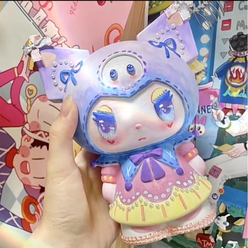 tượng thạch Cao tô màu kuromi
