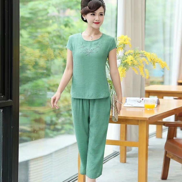 Bộ đũi mặc nhà cho mẹ, chị trung niên, vừa nhẹ vừa sang, HQCCC
