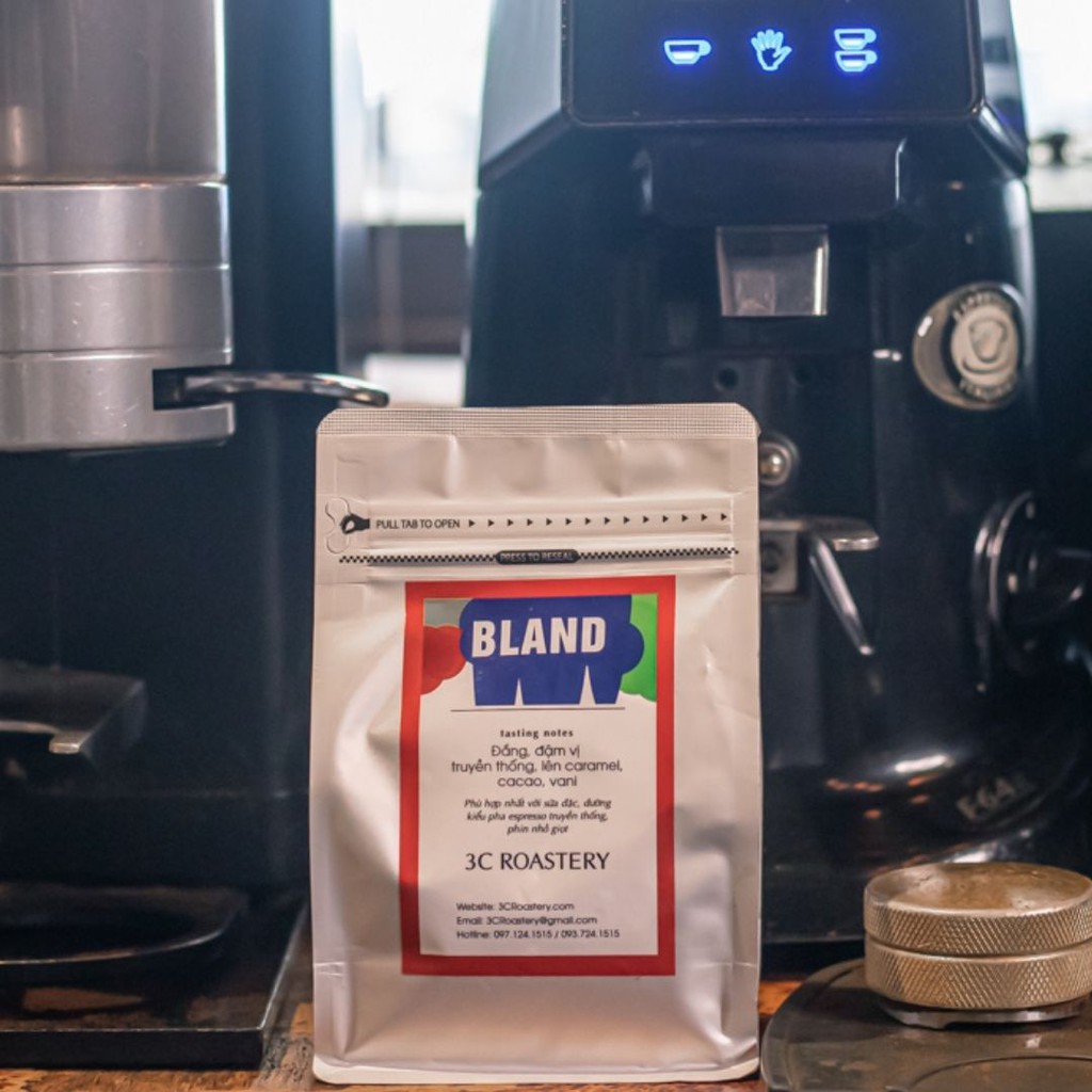 cà phê Phin 3C ROASTERY mã BLAND hạt Robusta nguyên chất  gu đắng, đậm lên hương cacao,vani phù hợp với đường, sữa đặc