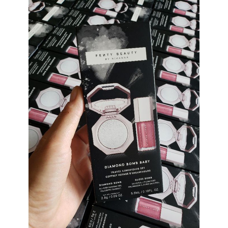 Combo phấn bắt sáng và son bóng Fenty Beauty( son ysl 139) | BigBuy360 - bigbuy360.vn