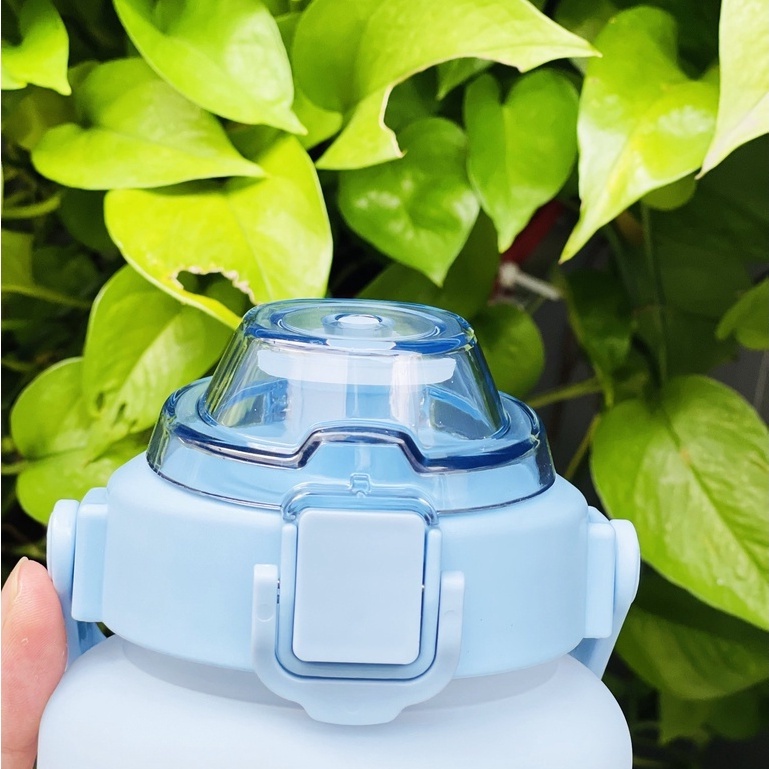 COD!Hot Sale!Bình Đựng Nước 2L Dễ Thương Có Vạch Báo Giờ Uống Nước[sneaky]