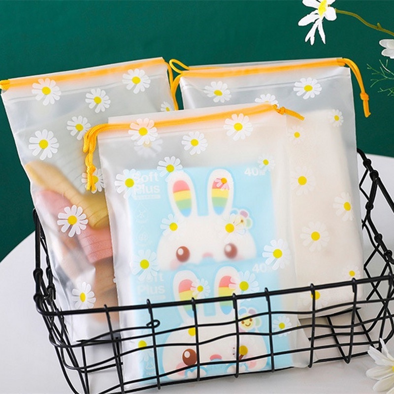 Túi Đựng Mỹ Phẩm Trong Suốt Chống Thấm Nước Có Dây Rút In Họa Tiết Hoa Cúc Xinh Xắn