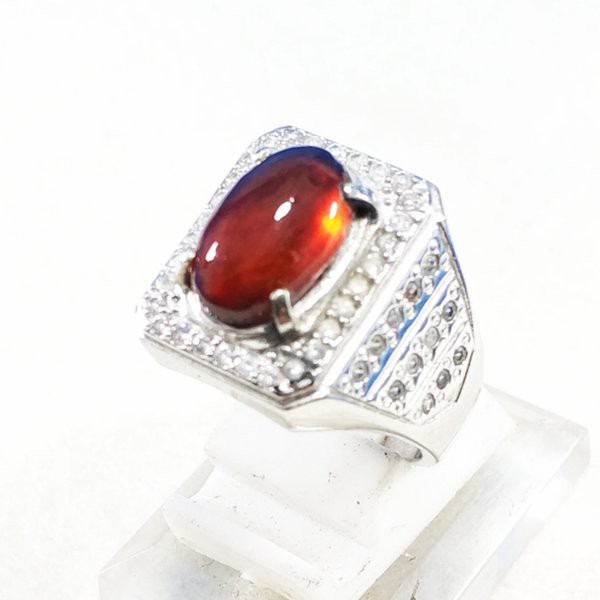 Nhẫn Đính Đá Garnet Tự Nhiên