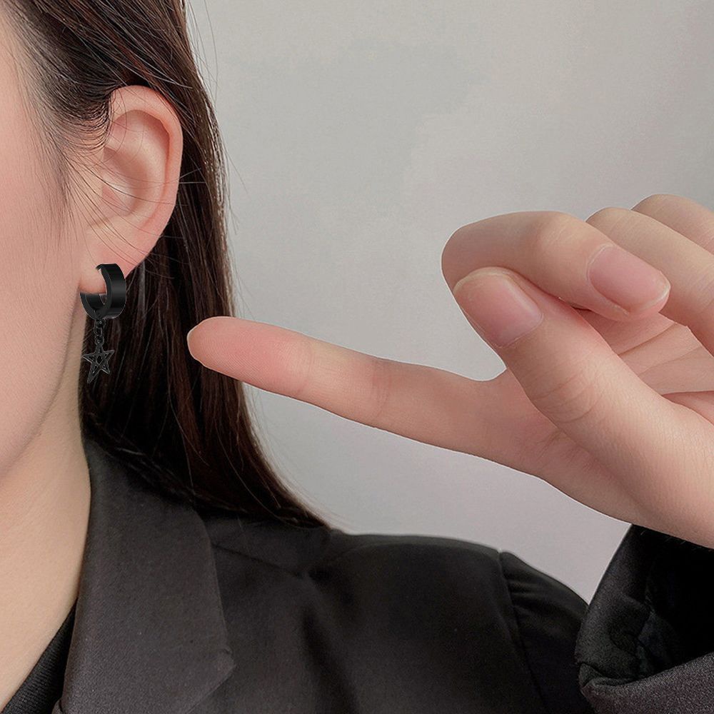 Khuyên tai dạng vòng hình ngôi sao bằng thép titan thanh lịch phong cách Hàn Quốc cho nữ