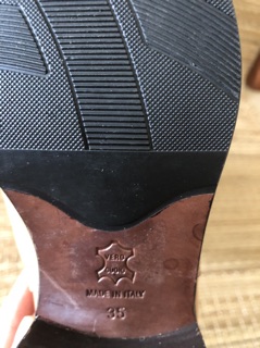 Boots hãng Ý da thật phong cách boho