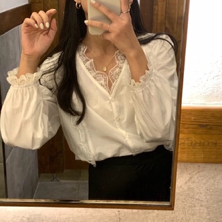 Áo Kiểu Phối Ren Style Hàn