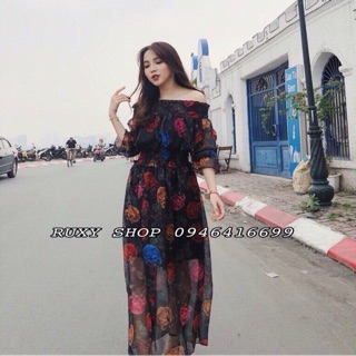 Đầm bệt vai hoa