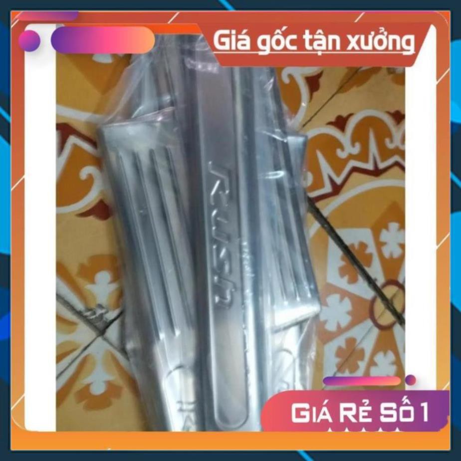 # Shop bán sp  Bộ ốp bậc giẫm trong xe Toyota Rush 2018 - inox ảnh thật