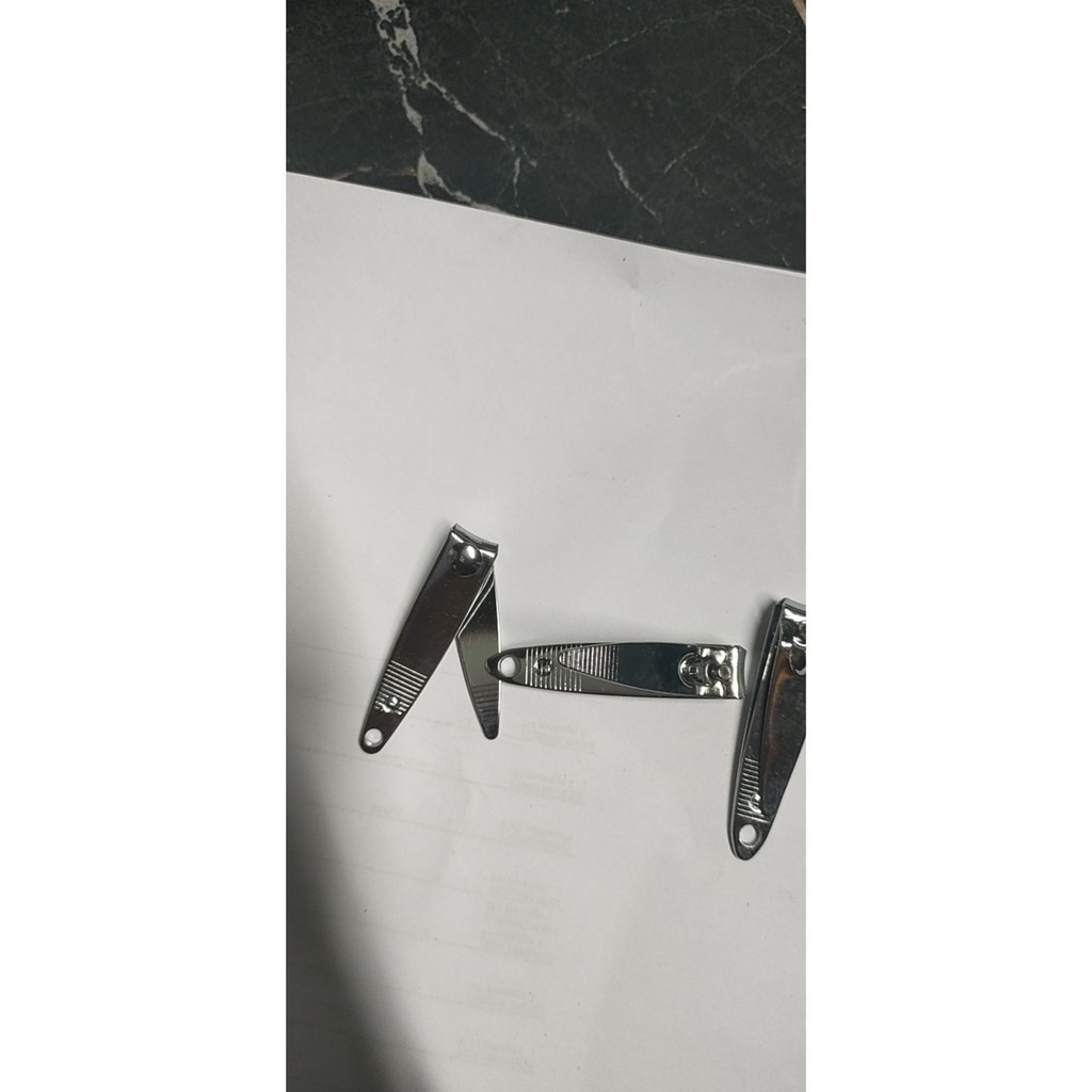 Bấm móng tay siêu sắc