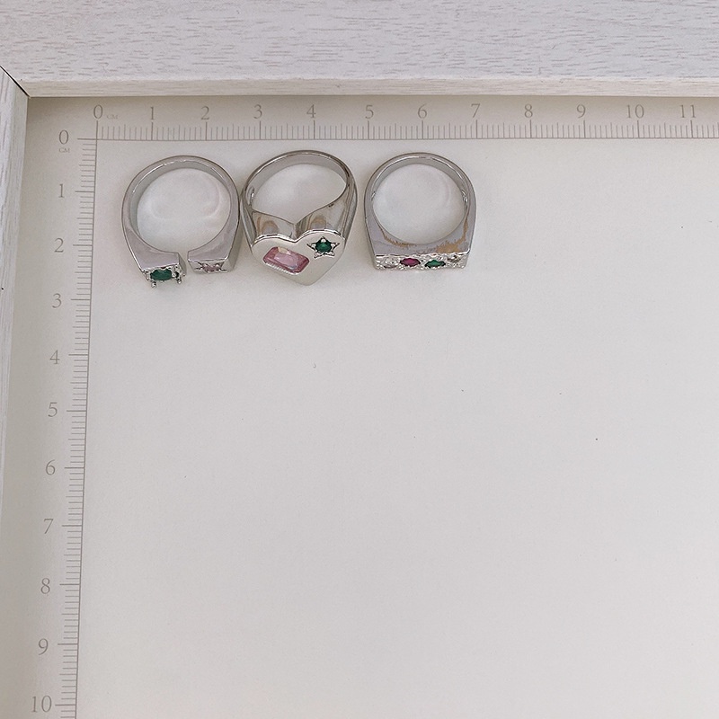 Nhẫn trái tim đính đá màu hồng phong cách đơn giản 191206