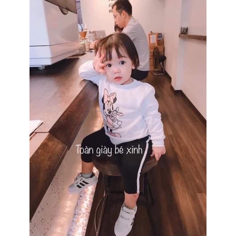 Quần kẻ sọc cho bé