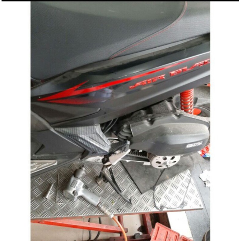 Tem balack bên yếm airblade đen mờ 2019 chính hãng honda