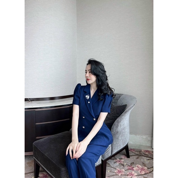 Áo vest nữ, vest ngắn tay NKN Kara màu xanh navy, thiết kế chiết eo, tay bồng, chất liệu cao cấp.