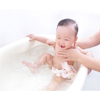 Sữa tắm trẻ em Lactacyd BB 250ml .