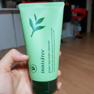 Sữa rửa mặt trà xanh innisfree