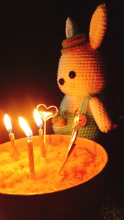 (Có sẵn) Thỏ len móc handmade