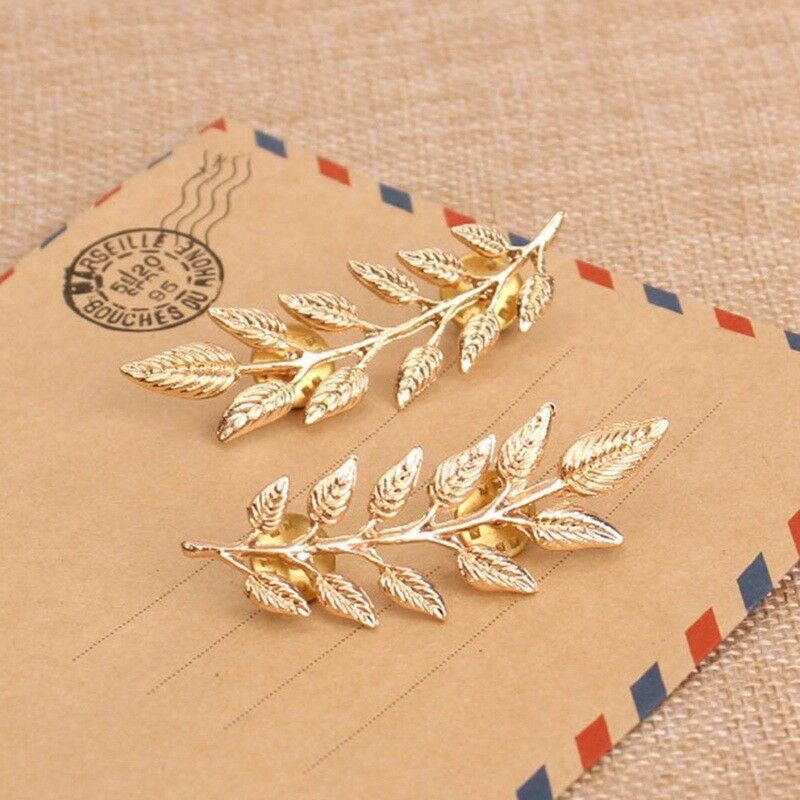 Bộ 2 khuy cài cổ áo hình cành lá màu vàng