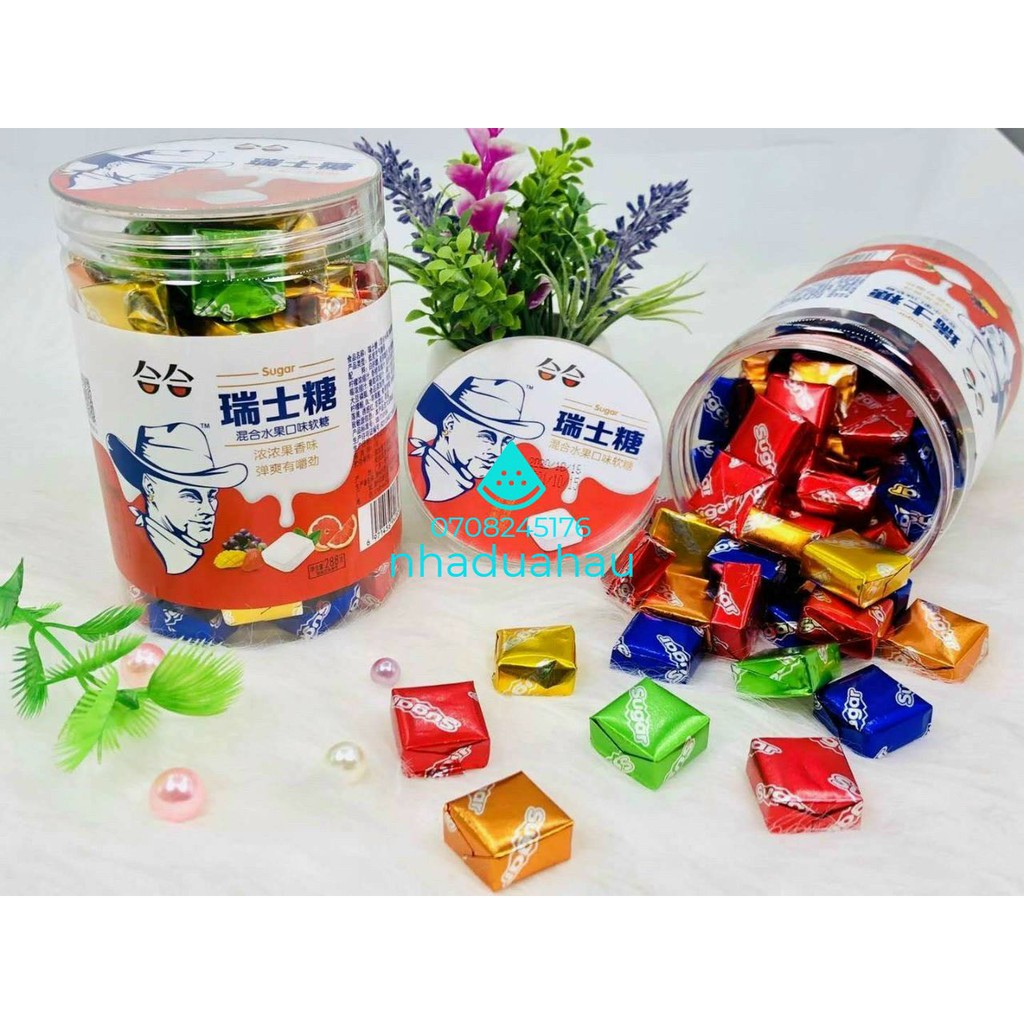Một hủ kẹo sữa chua/ sữa bò/ trái cây mix vị hiệu HEHE Hongkong dạng hủ 288g
