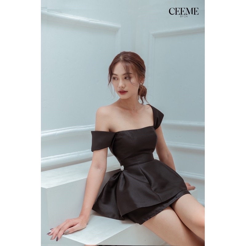 Áp Peplum Tay Áo Mặc Được Hai kiểu Dáng Sang Trọng
