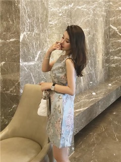 Đầm xoè họa tiết cột nơ eo