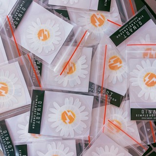 Decal Logo Sticker Patch in áo ủi trực tiếp lên vải hoa cúc minusone