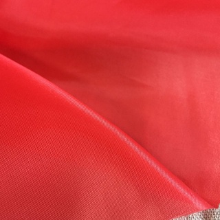 Vải Lụa Polyester Màu Đỏ Dùng Trang Trí Tiệc Cưới