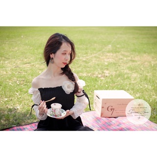 Hoa cài áo handmade nhuỵ đá