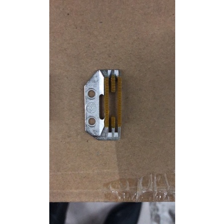 Răng cưa nhựa máy công nghiệp 1 kim