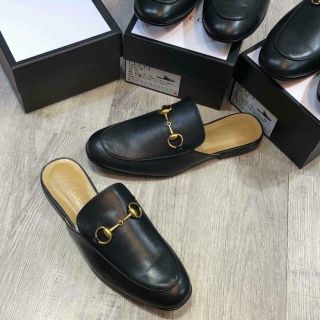 Sục da trơn xích nam mới