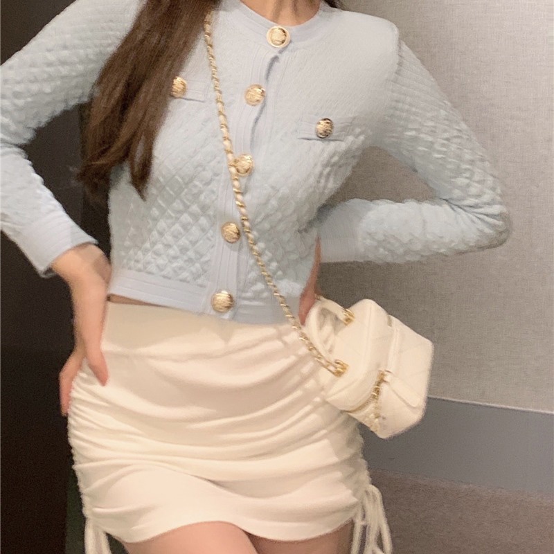 Jane Áo len Cardigan tay dài croptop tay dài xanh da trời Pastel - chân váy ngắn màu trắng rút dây