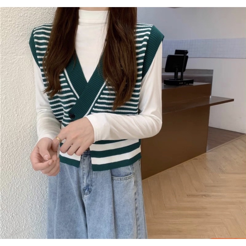 Áo gile len nữ Quảng Châu kẻ ngang 2 cúc freesize MS474