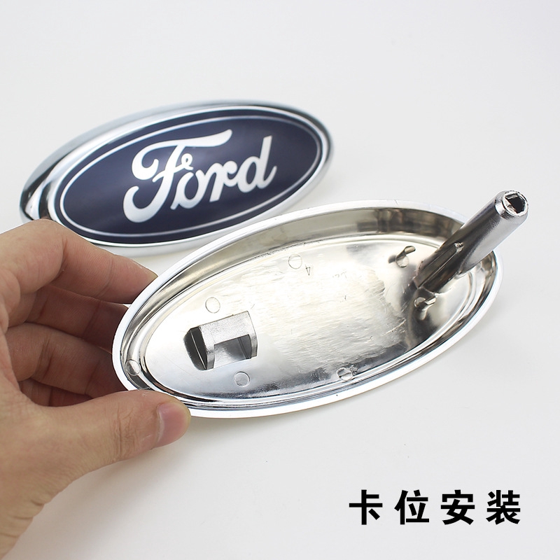 Logo Gắn Phía Trước Xe Hơi Ford Classic Focus 2005-2013 1.8 Webmark