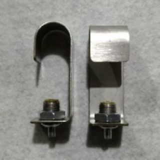 Móc treo đèn ốc rút cáp