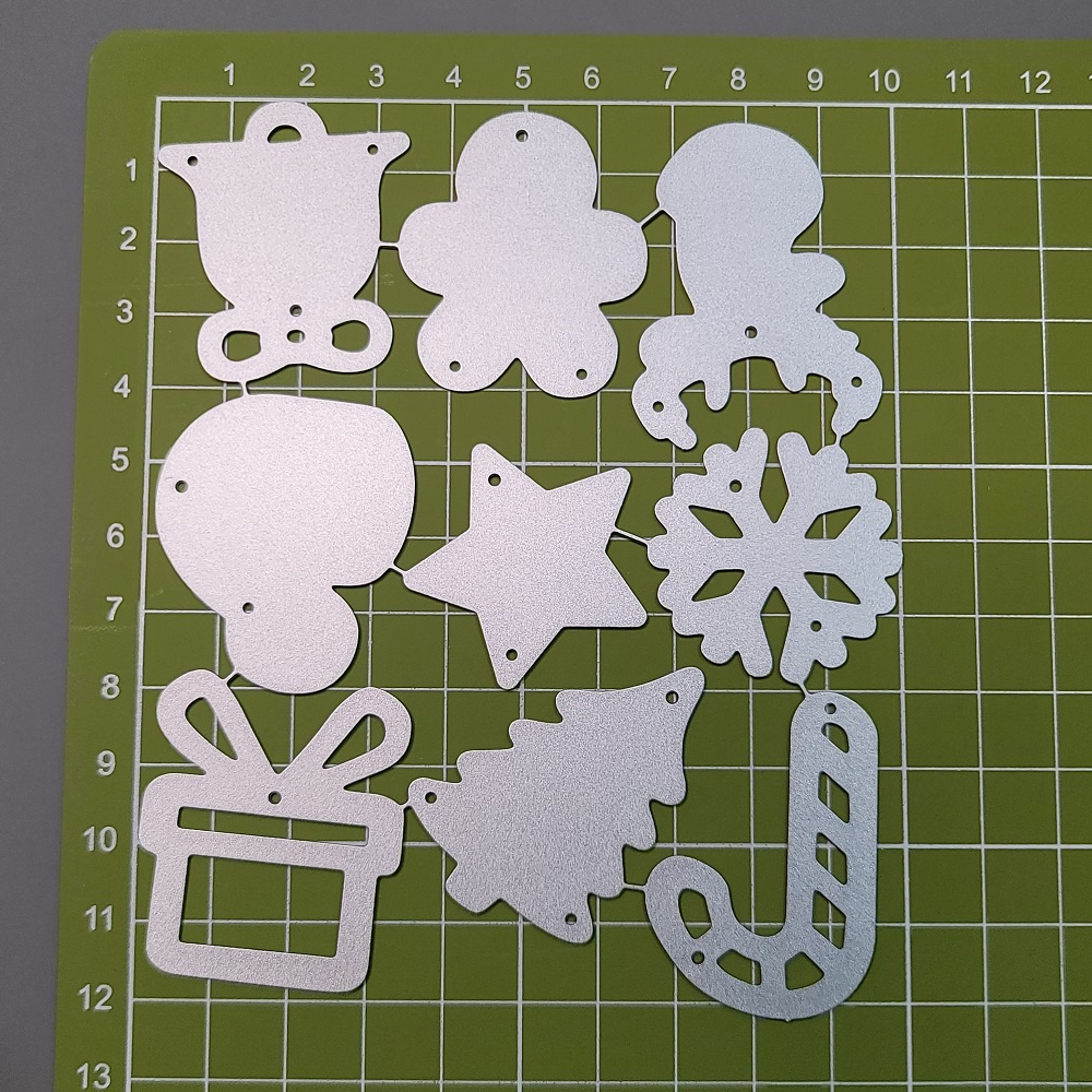 Khuôn Cắt Giấy Kim Loại Trang Trí Giáng Sinh