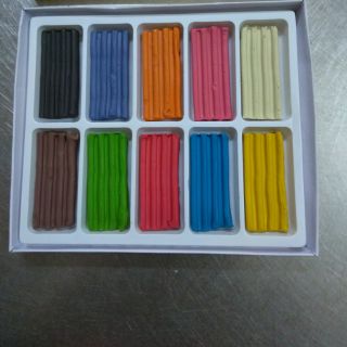 Đất nặn 1 kg 10 màu