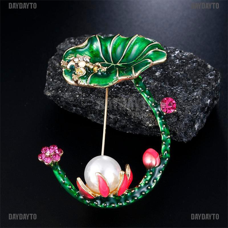 Ghim Cài Áo Hình Hoa Sen / Chú Ếch Xanh Lá Tráng Men Xinh Xắn