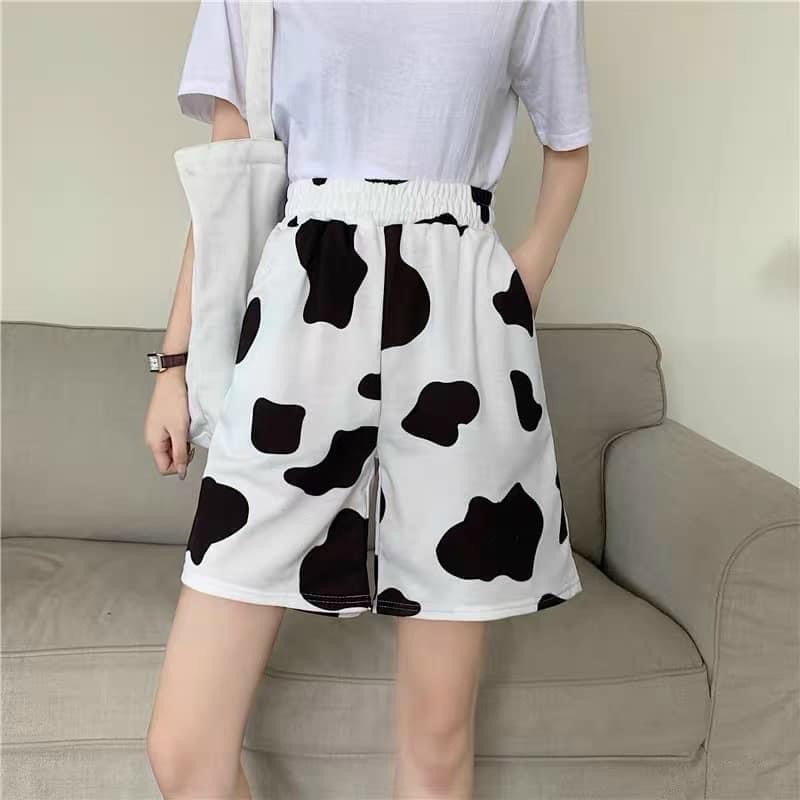 Quần short nỉ  hoạ tiết bò sữa cho nam nữ unisex