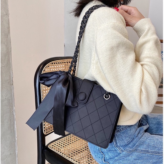 Túi xách đeo chéo nữ giá rẻ đẹp đi chơi phong cách thời trang hàn quốc dễ thương cute DC360
