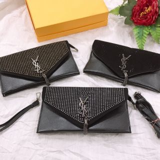 Bản clutch  cầm tay đính đá bao thư