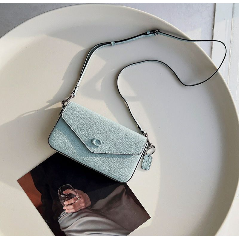 HÀNG XUẤT DƯ💥Túi coach dạng ví thời trang