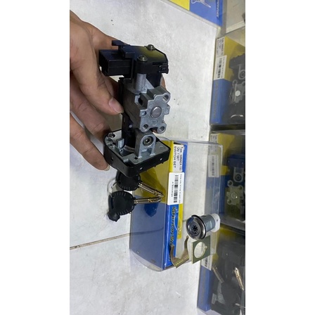 Ổ khoá chống trộm.  Chống bẻ khoá.   Về đc 2 dòng winner /ex150  Hàng thái giá VN.  Cực kì rẻ.