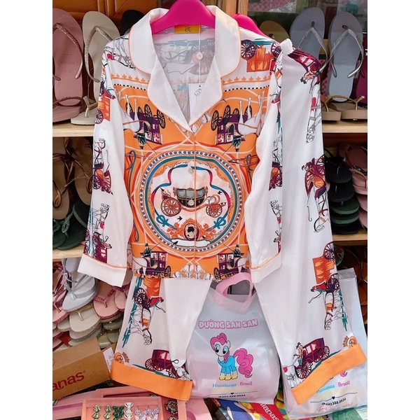 PIJAMA LỤA CAO CẤP CLC XE NGỰA CỘC TAY - DÀI